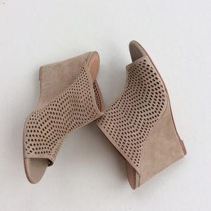 Joie Anita Suede Tan Wedge Sandals Sz 38